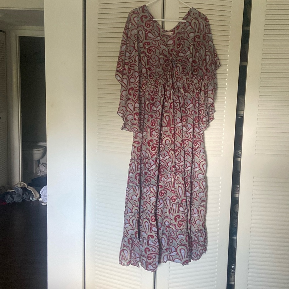 Beautiful dress brand new vino tinto